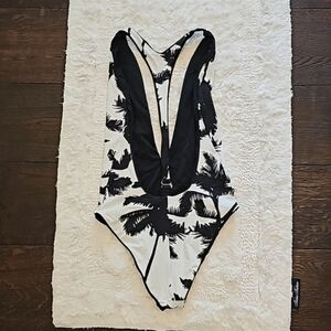 Maaji reversible plunge one piece NWOT